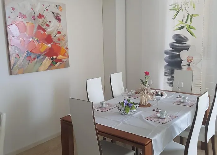 Adela 3 Morska Vila *
