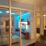아파트 Adela 3 Morska Vila