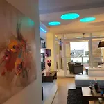 아파트 Adela 3 Morska Vila *
